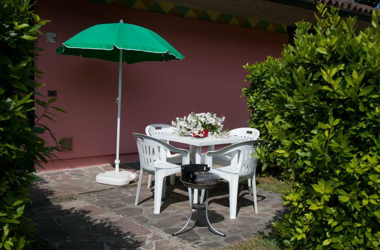Residence Tourist Lucca Exterior foto